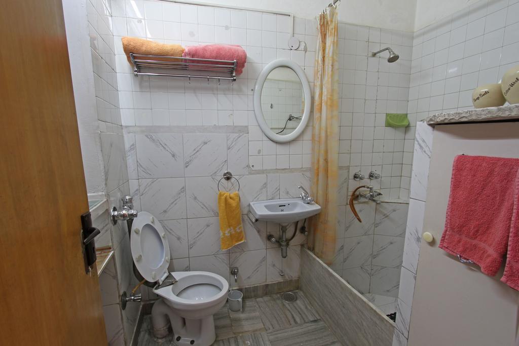Nina Kochhar'S Homestay Yeni Delhi Oda fotoğraf