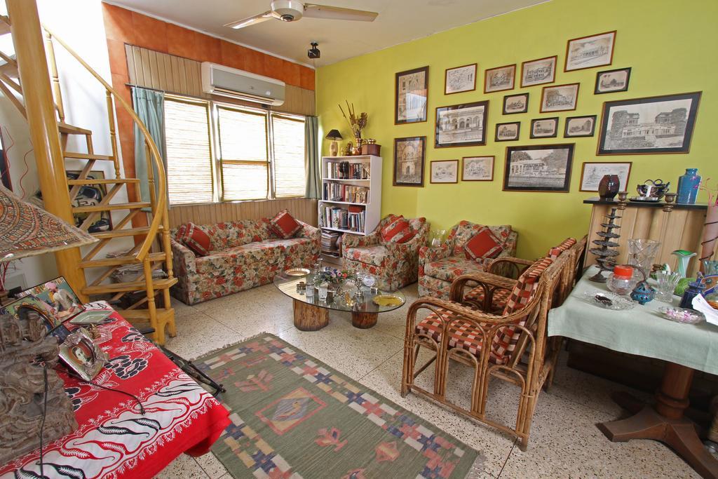 Nina Kochhar'S Homestay Yeni Delhi Dış mekan fotoğraf