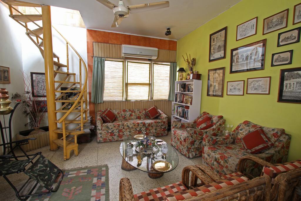 Nina Kochhar'S Homestay Yeni Delhi Dış mekan fotoğraf